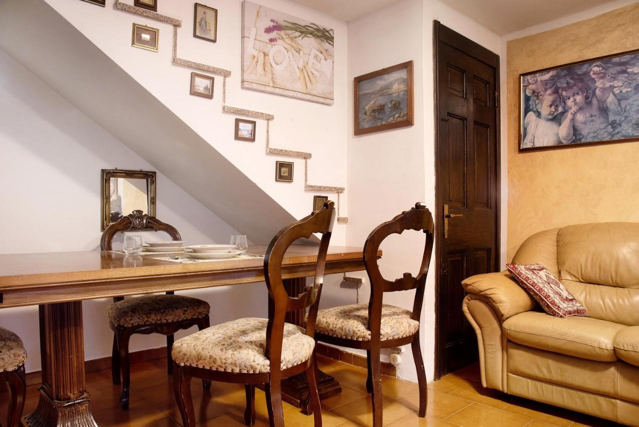 Casa Flora Appartamento Porto Ceresio Esterno foto